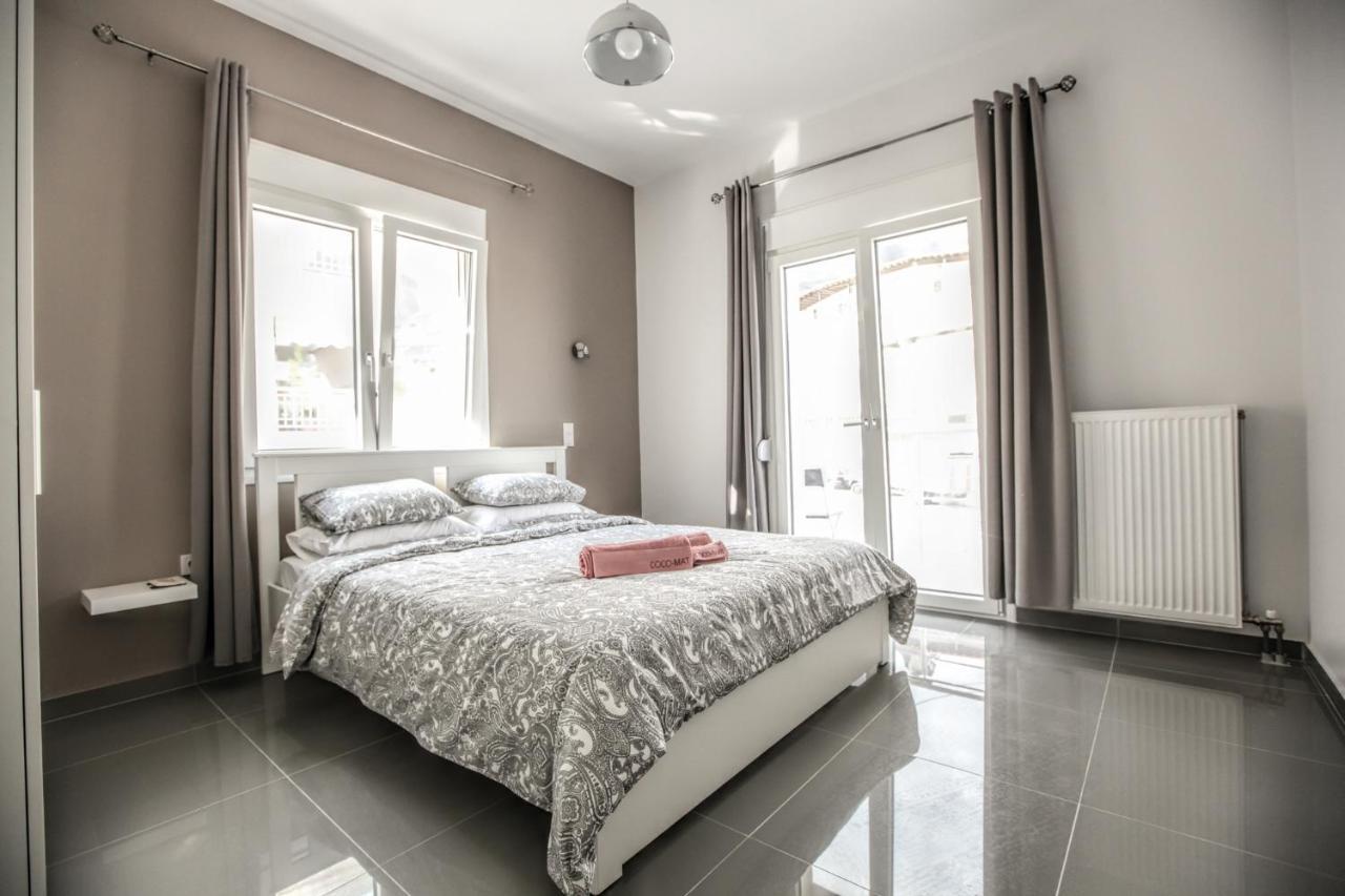 Terra Di Meteora Suites #1 كالامباكا المظهر الخارجي الصورة