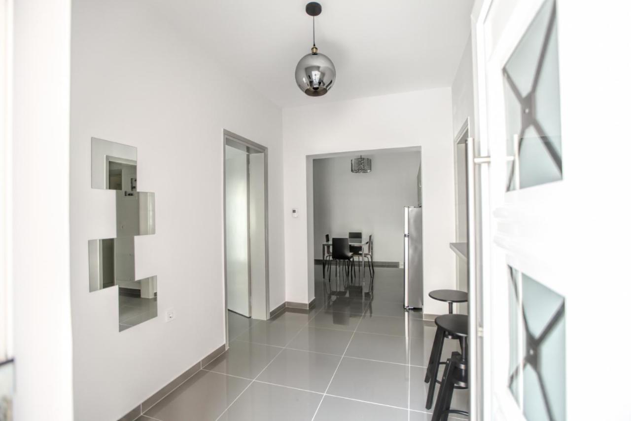 Terra Di Meteora Suites #1 كالامباكا المظهر الخارجي الصورة